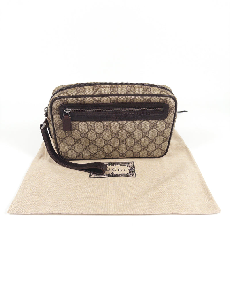 Gucci GG Supreme Clutch Bag