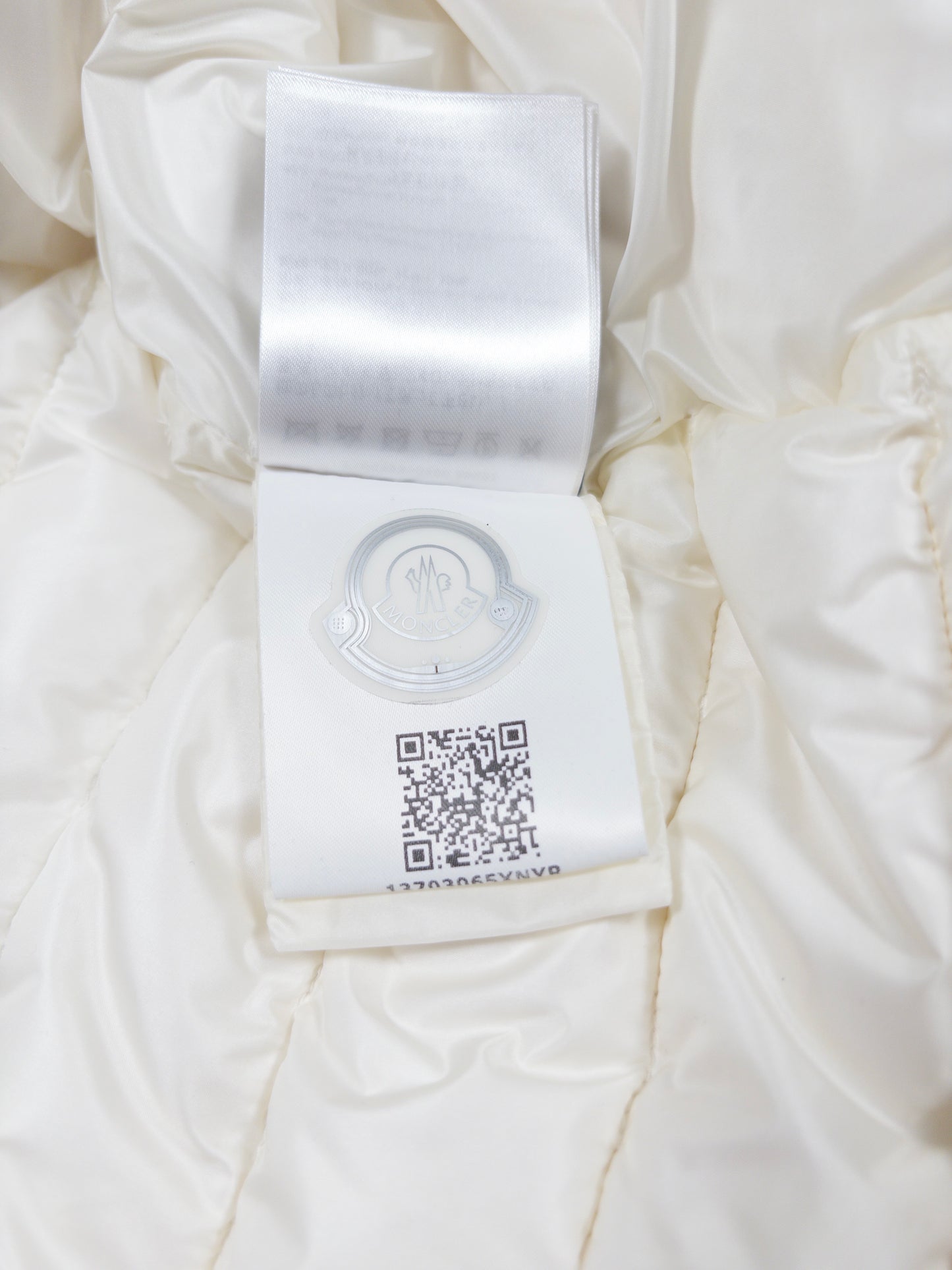 Moncler Women Down Cardigan (Fits L/XL)