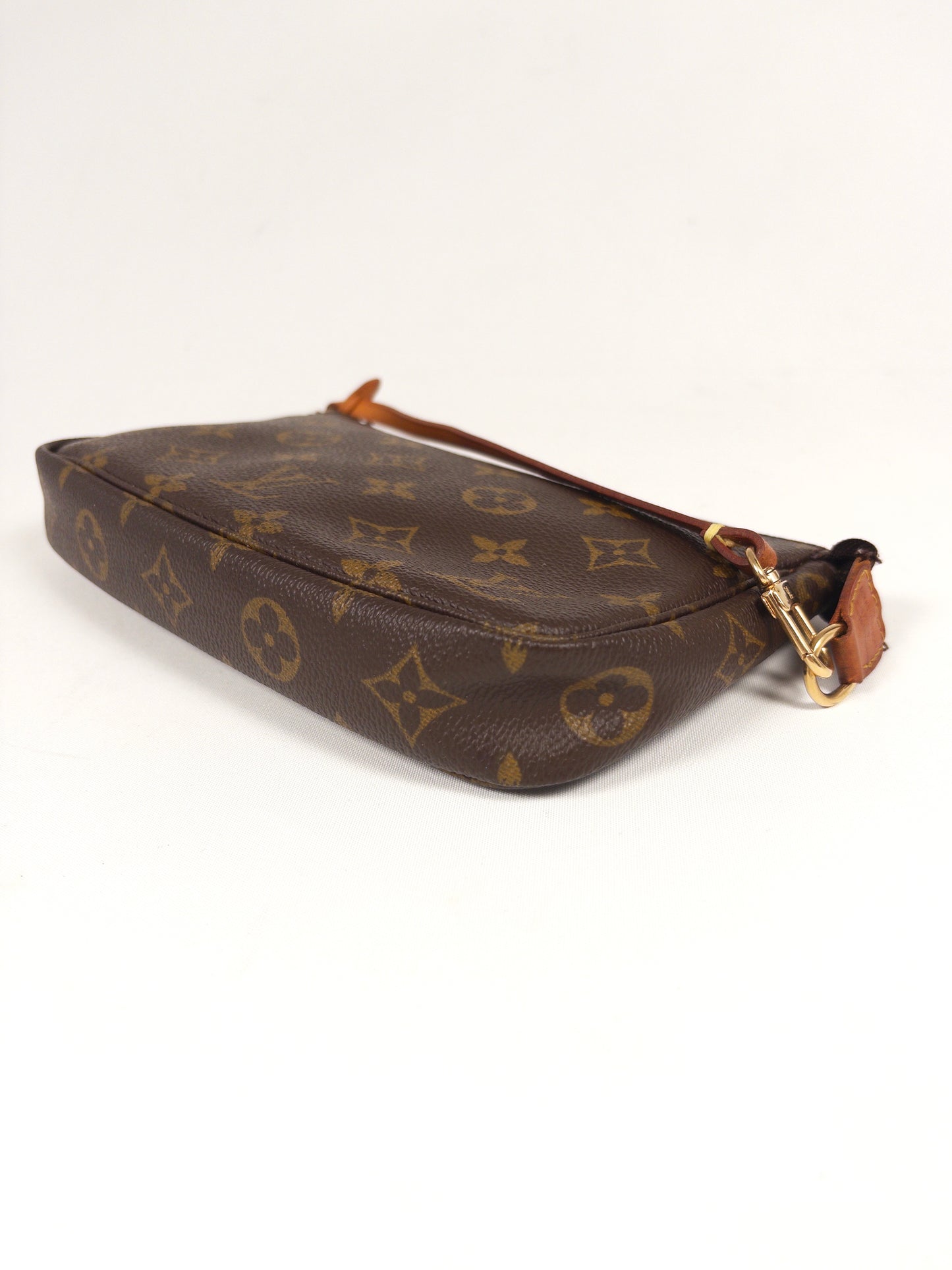 Louis Vuitton Monogram Pochette Accessoires