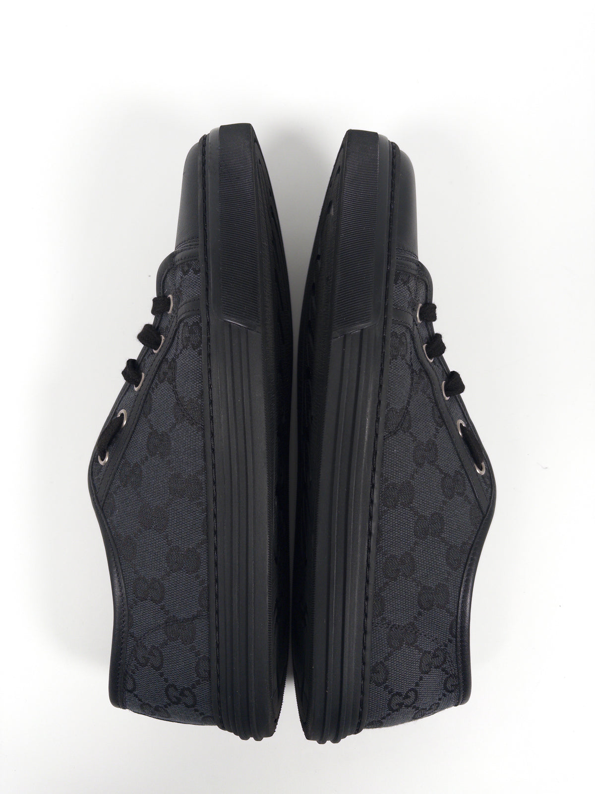 Gucci GG Sneakers (EU 43)