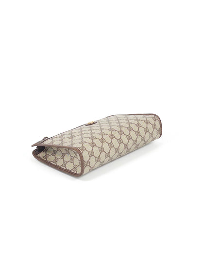 Gucci GG Supreme Clutch Bag