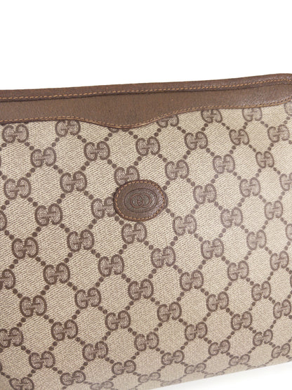 Gucci GG Supreme Clutch Bag