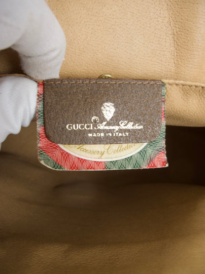 Gucci GG Supreme Clutch Bag