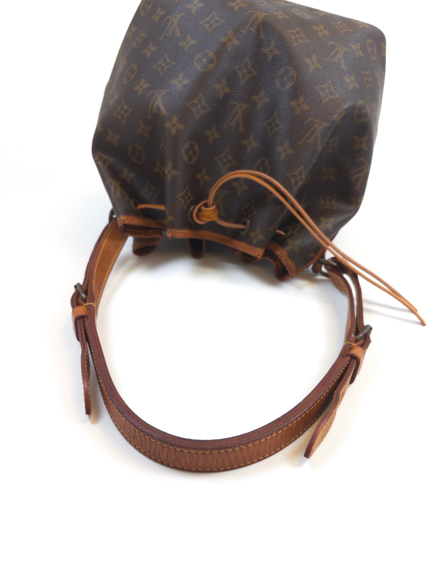 Louis Vuitton Noe Petit
