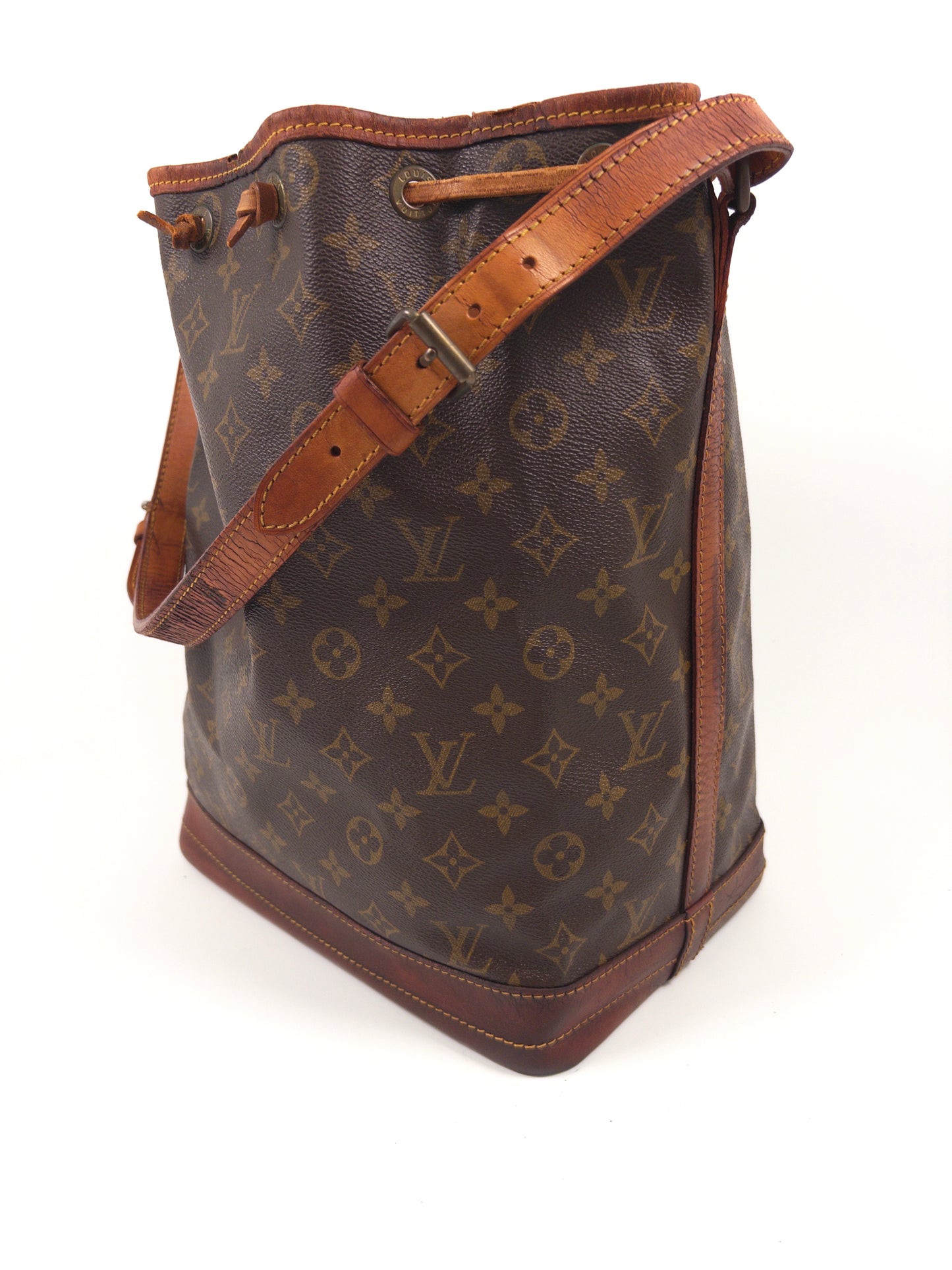 Louis Vuitton Noé Monogram shoulder bag