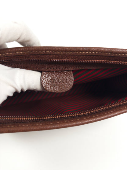Gucci GG Supreme Clutch Bag