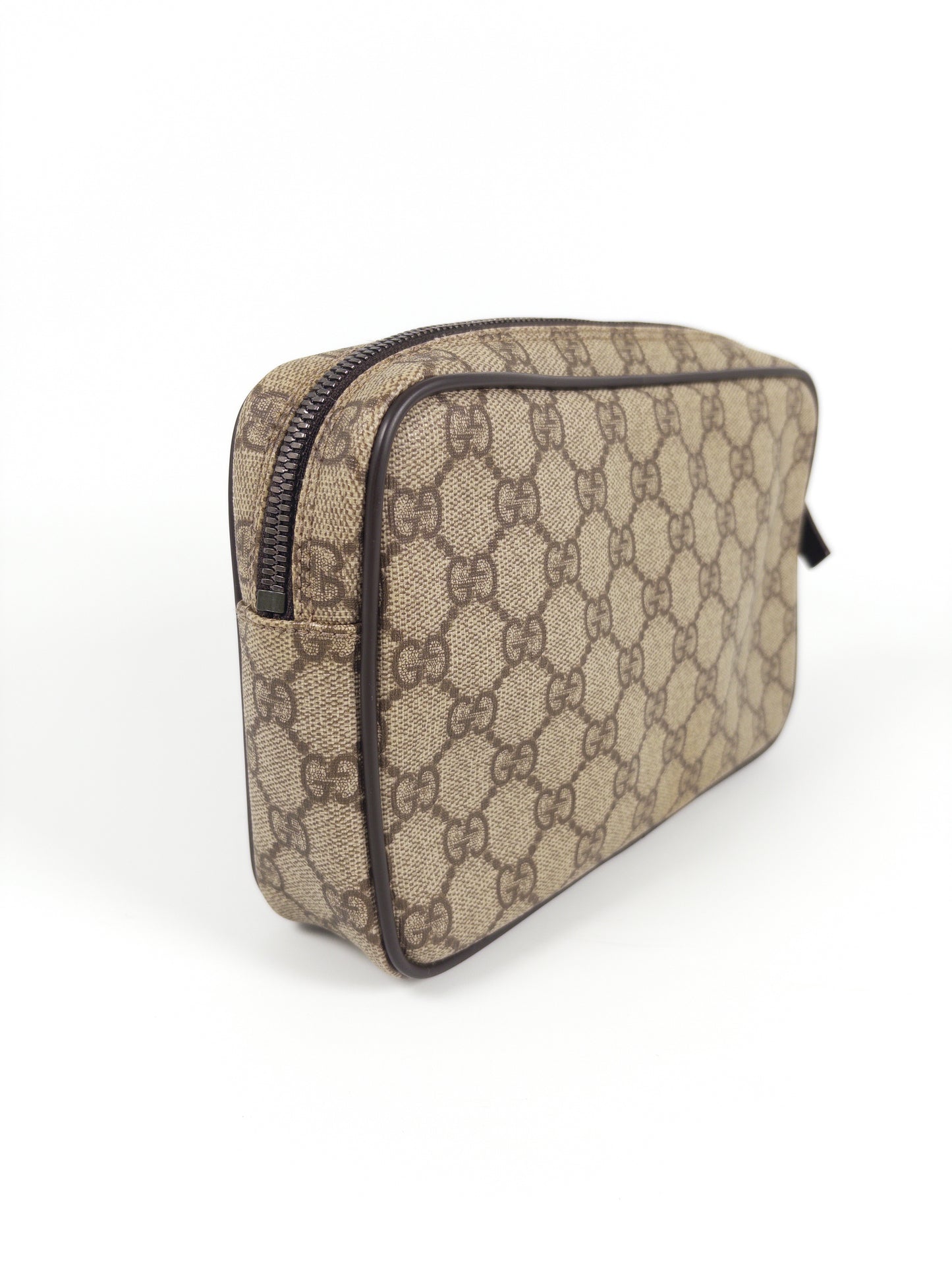 Gucci GG Supreme Clutch Bag