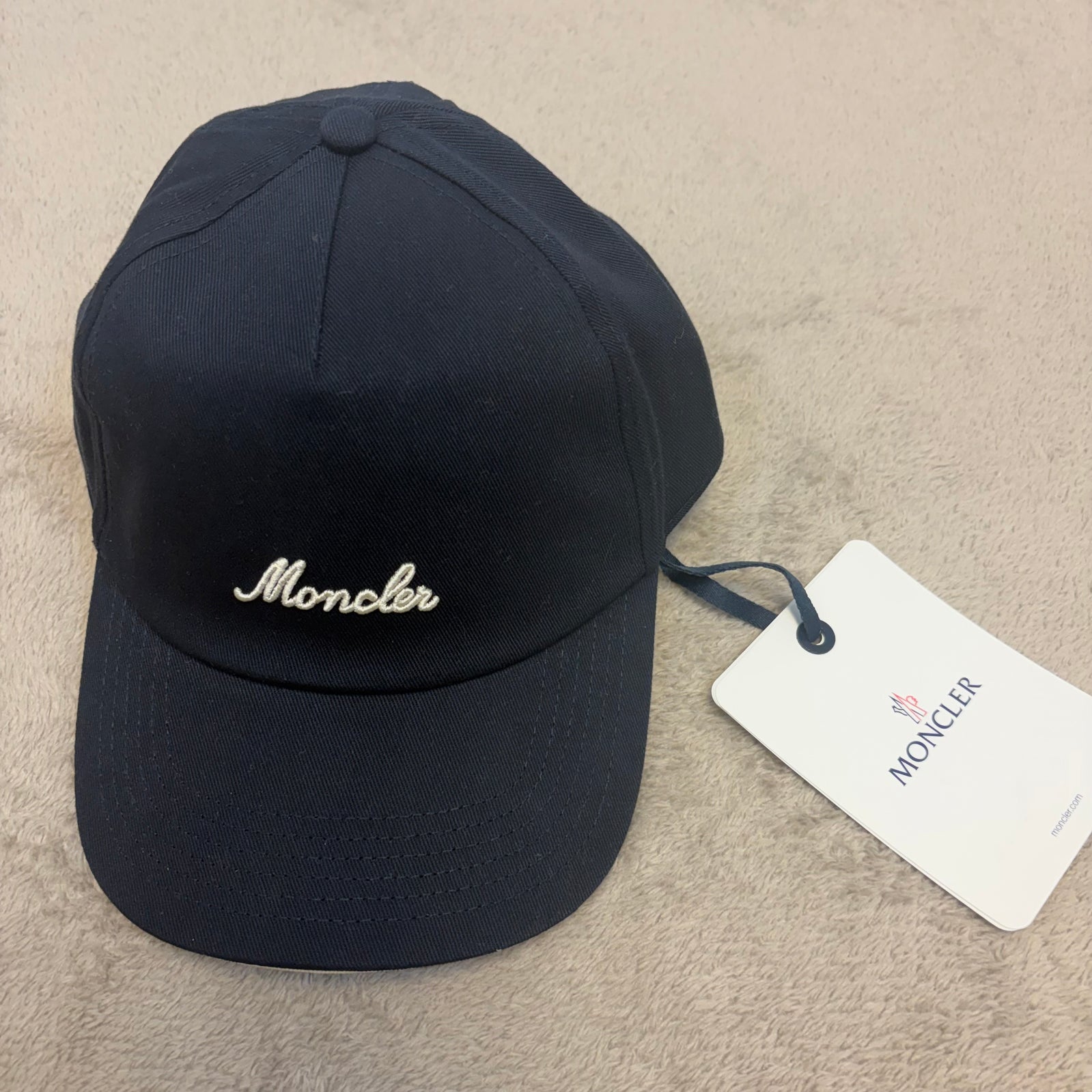 Moncler Cap - Navy - with Tags
