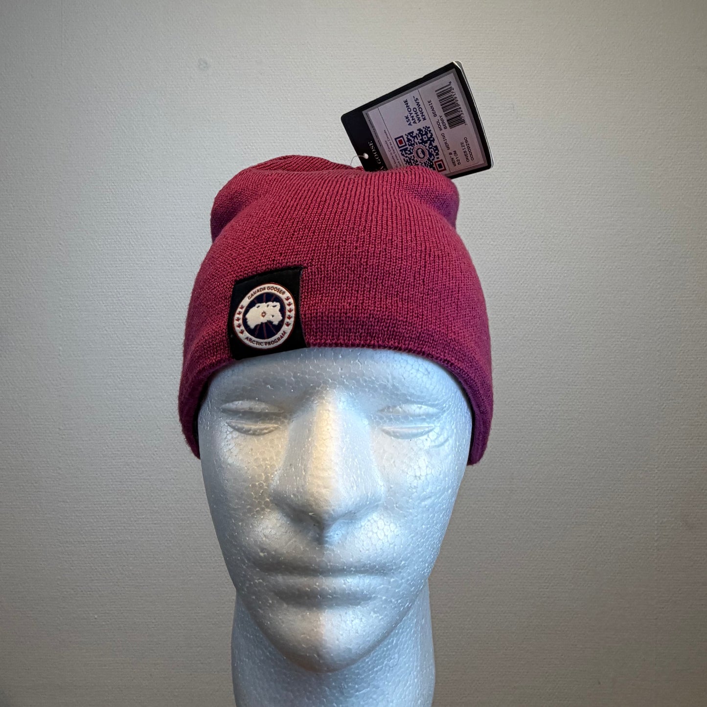 NEW Canada Goose Merino Wool Beanie