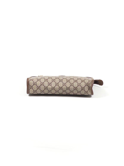 Gucci GG Supreme Clutch Bag