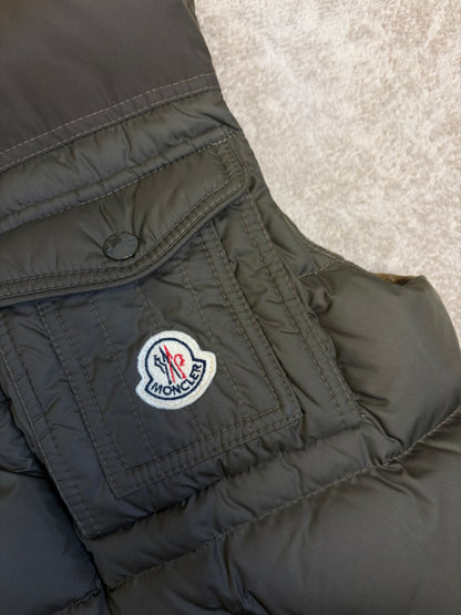 Moncler Monceau Vest (Fits XS/S)