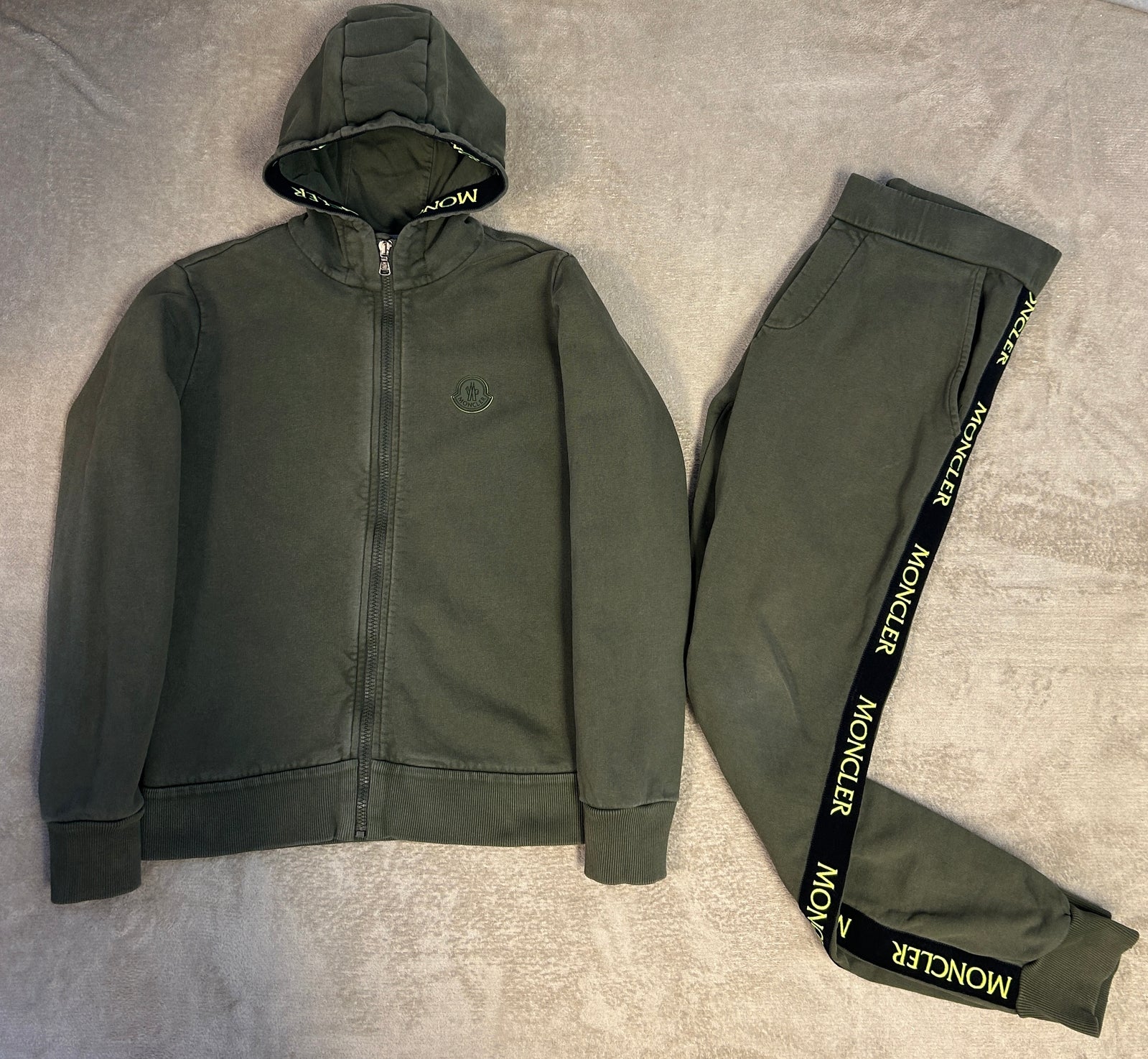 Moncler Kids Logo Tape Tracksuit - Olive Green