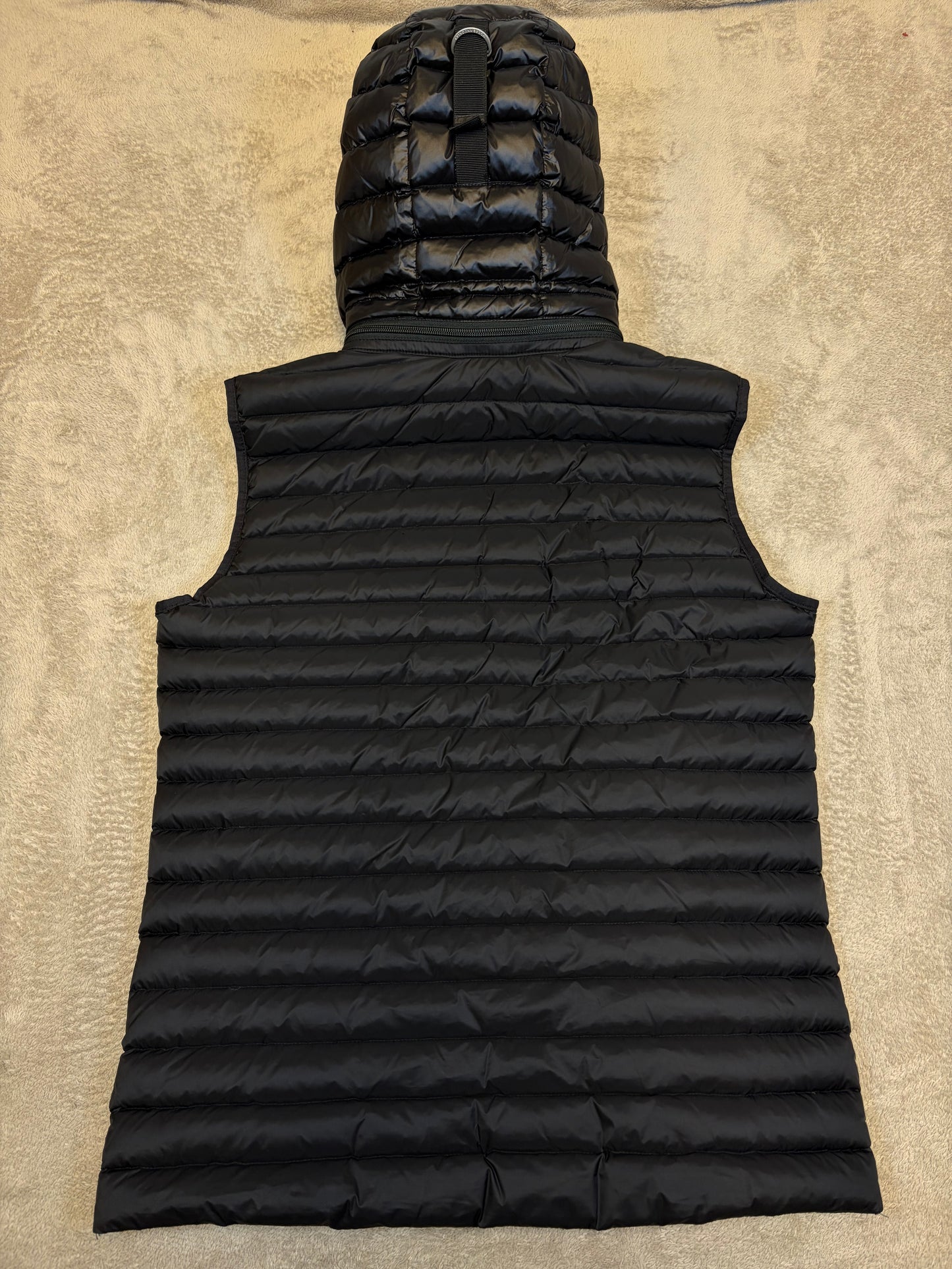 Moose Knuckles Hooded Vest (Fits M)