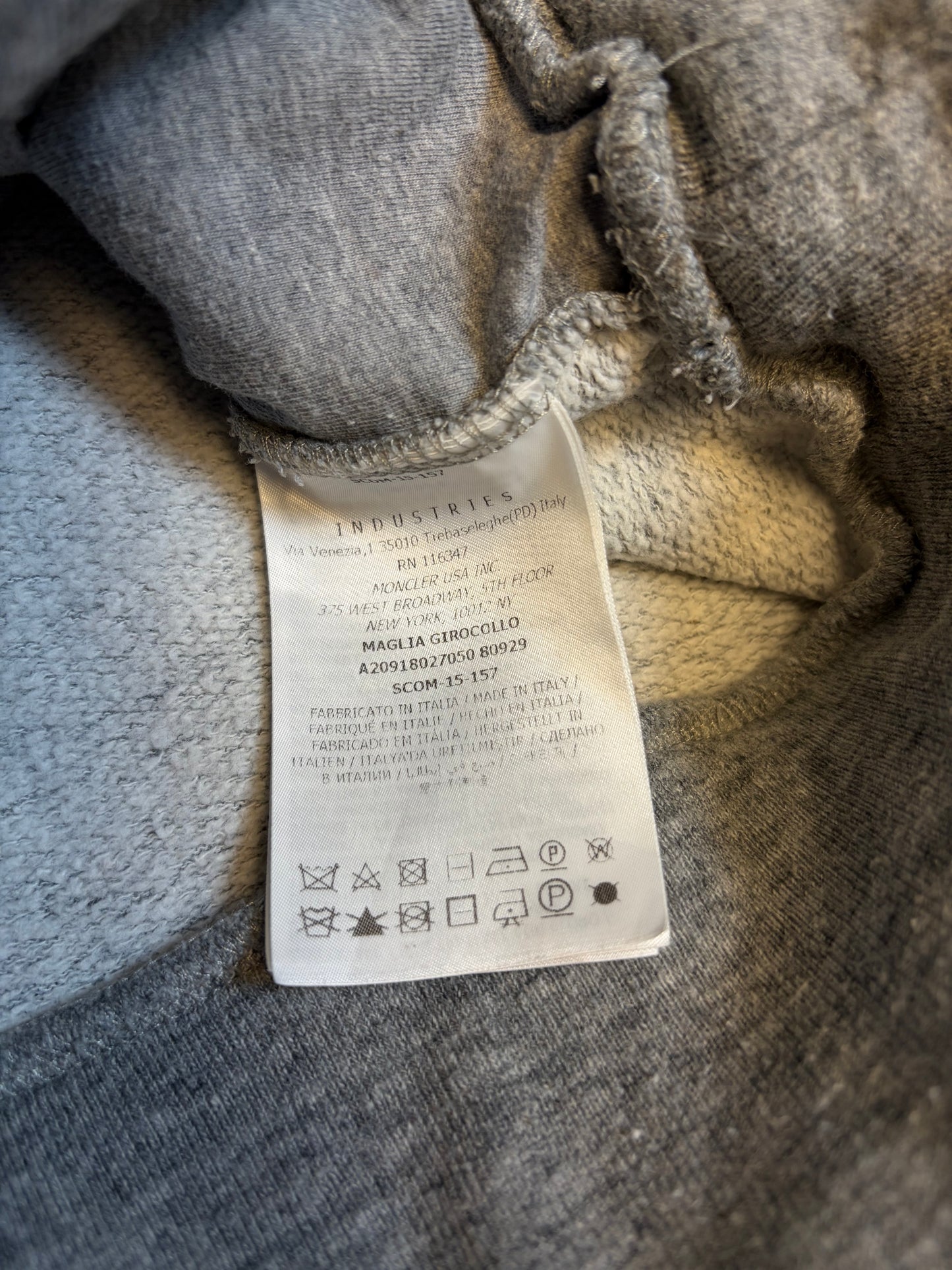 Moncler Sweatshirt (Fits S/M)