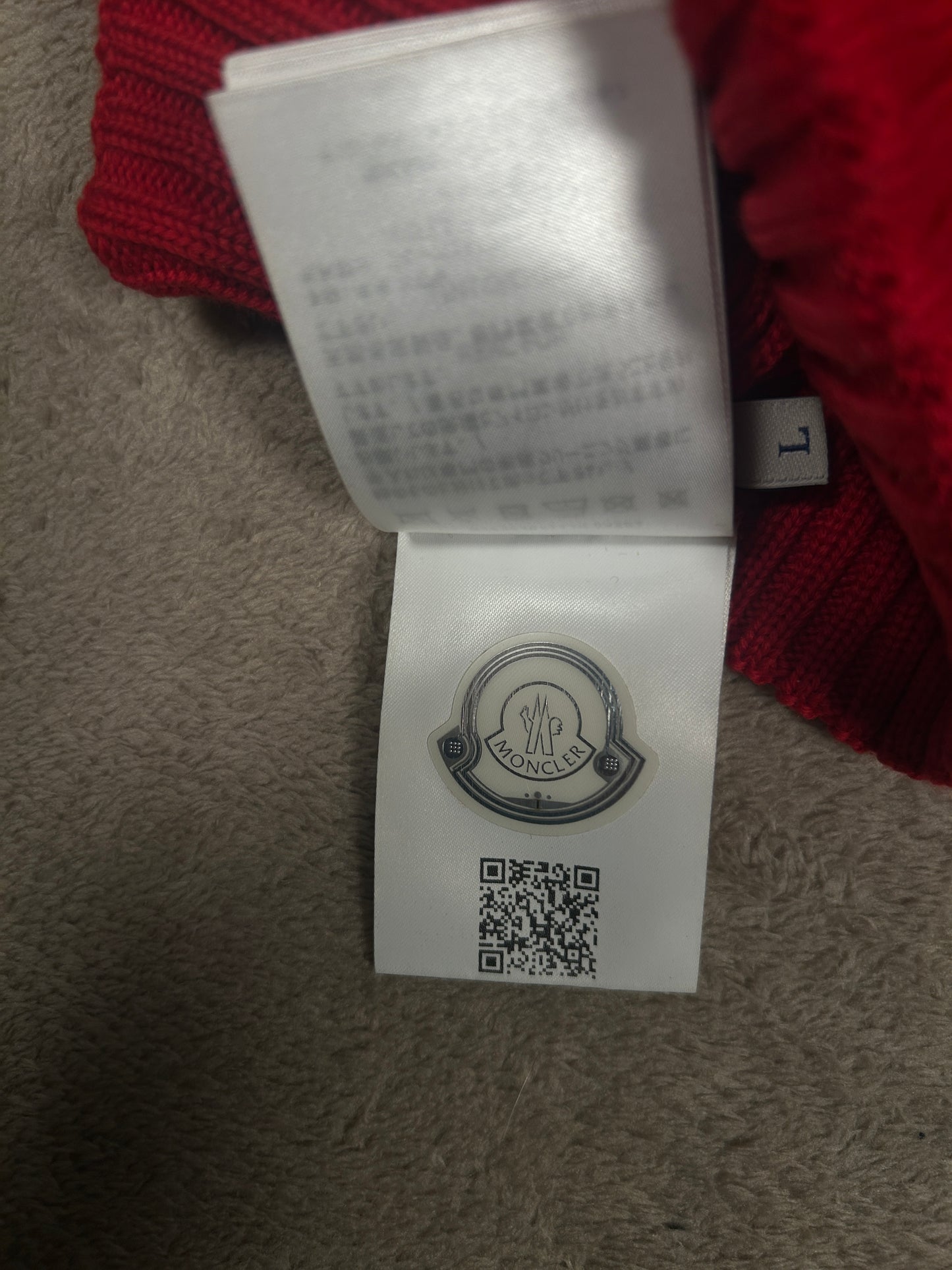 Moncler Women Pom Beanie (Fits Small)