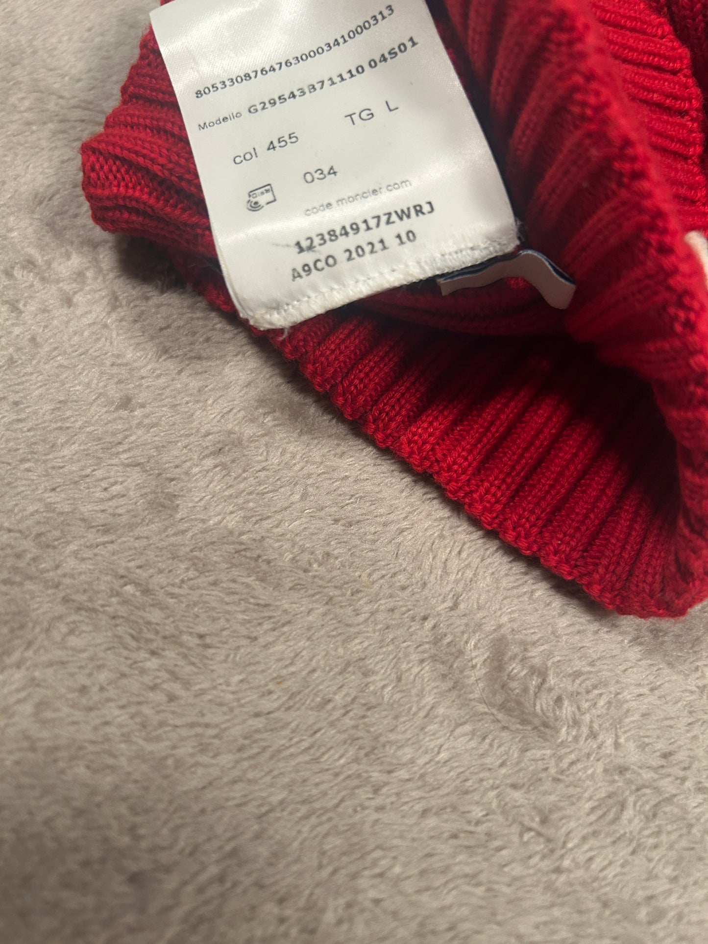Moncler Women Pom Beanie (Fits Small)