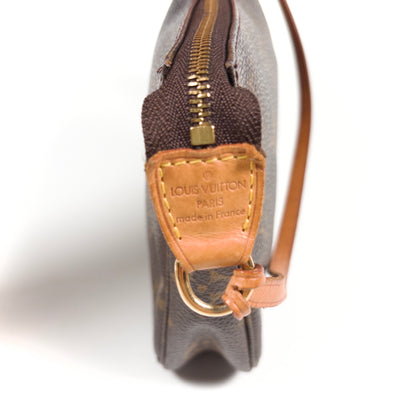 Louis Vuitton Pochette Clutch Bag