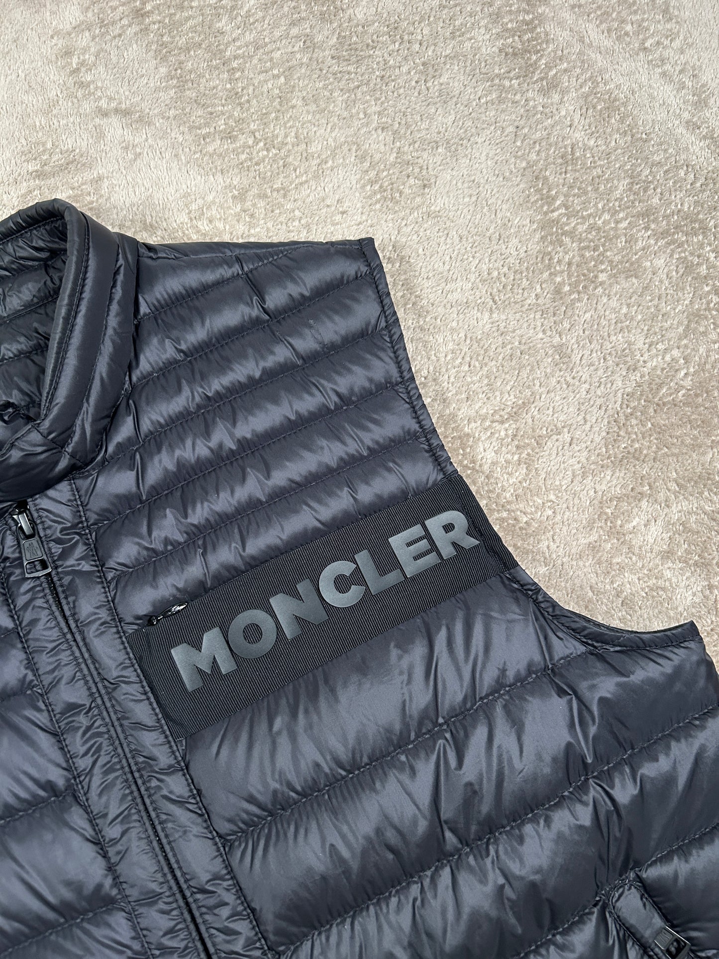 Moncler Roussillon Vest