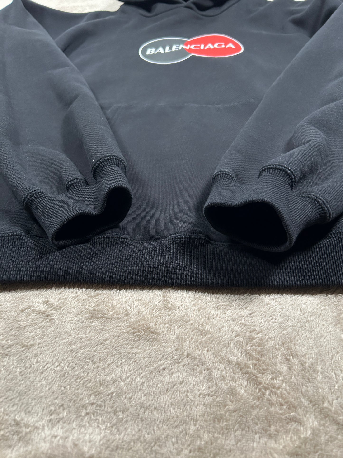 Balenciaga kreditkortslogotyphuvtröja