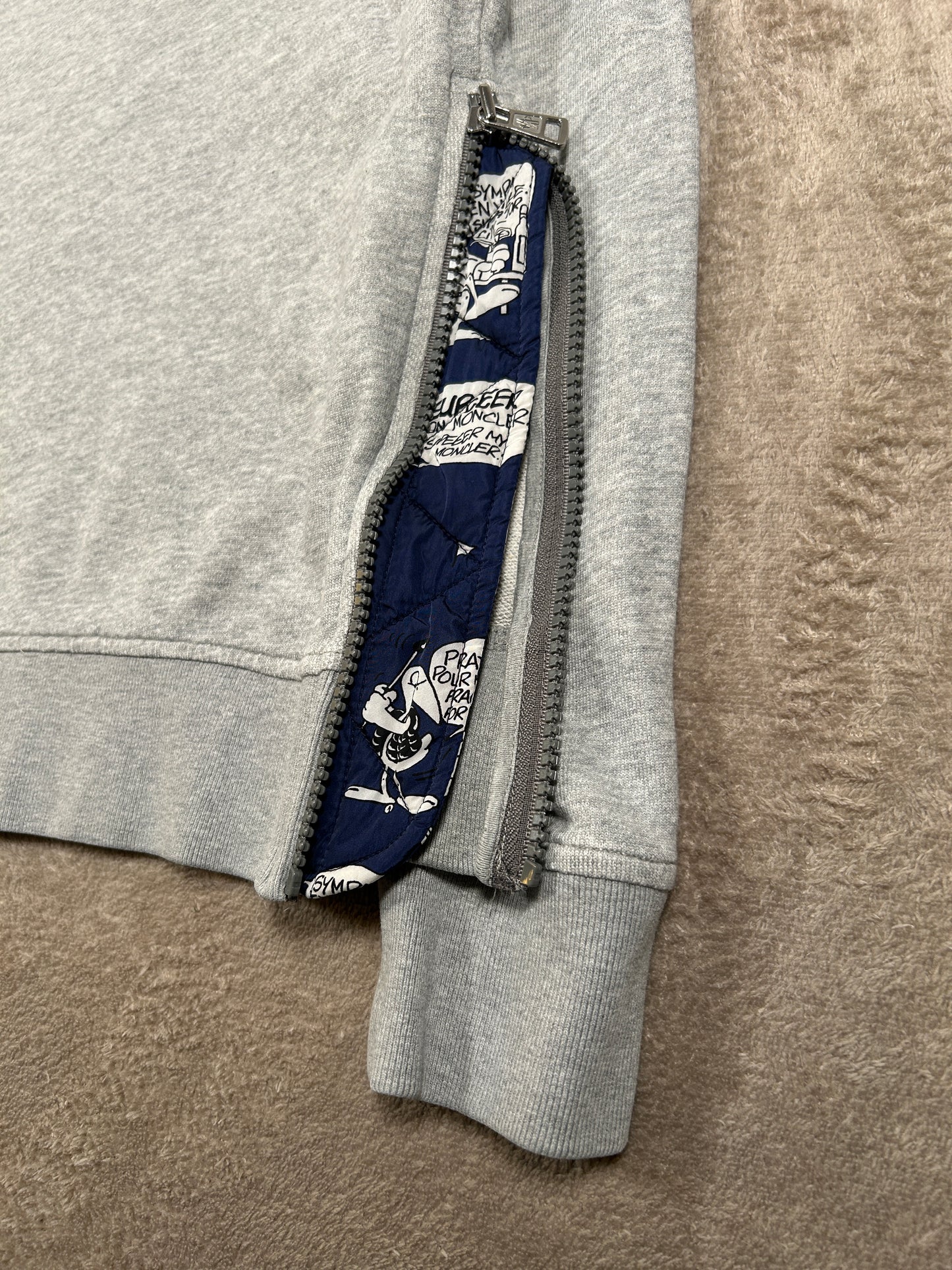 Moncler Logo Sweatshirt