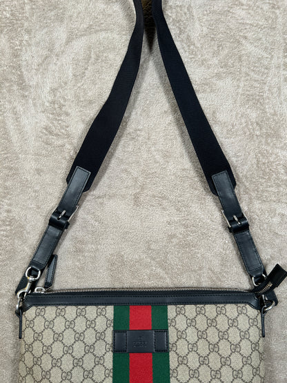 Gucci GG Medium Messenger Bag